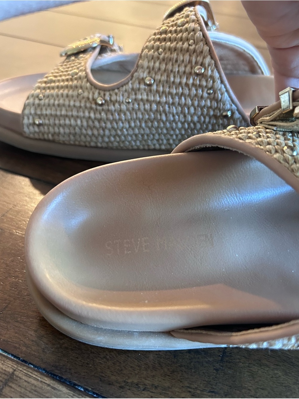 Steve Madden Zuree Sandals Size 7.5 M Gold Tan - Picture 7 of 10